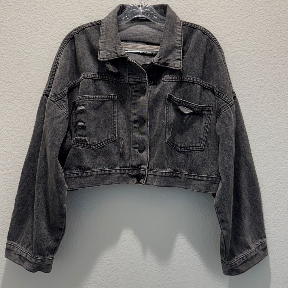 Blue B Dark Distressed Cropped Denim Jacket with Rhinestone Fringe Size M/L. EUC